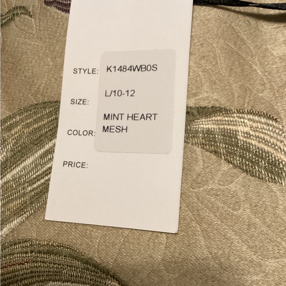 Unique Vintage Mint Skirt - Picture 4 of 5